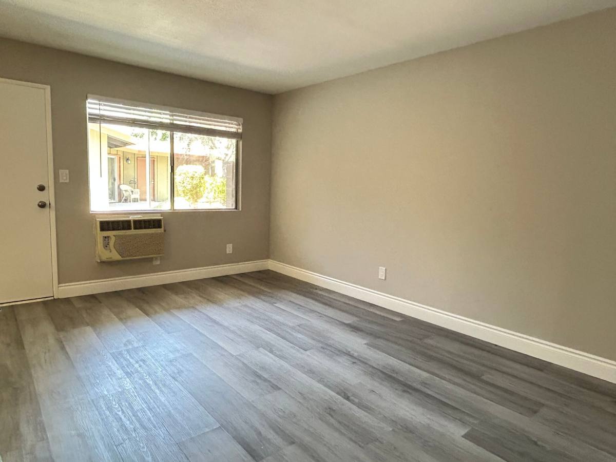 Apartment for rent at 1345 N San Gabriel Ave, Azusa, CA 91702