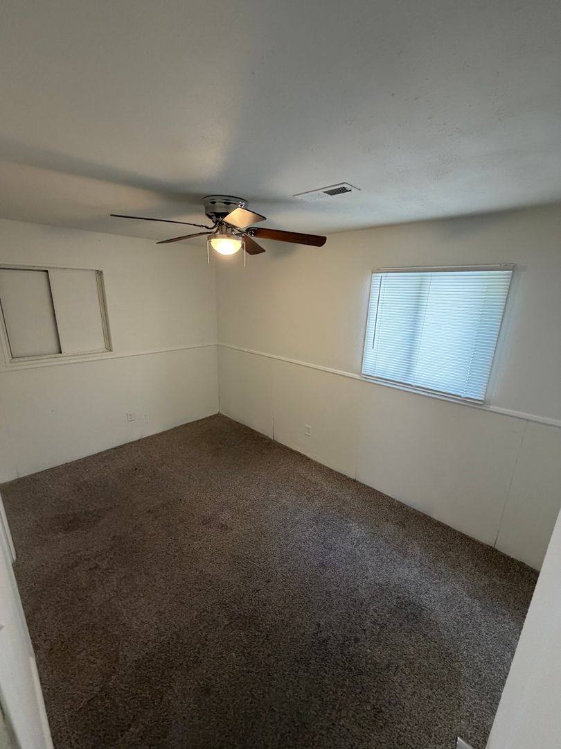House for rent at 3241 Buckner St, Springfield, IL 62703