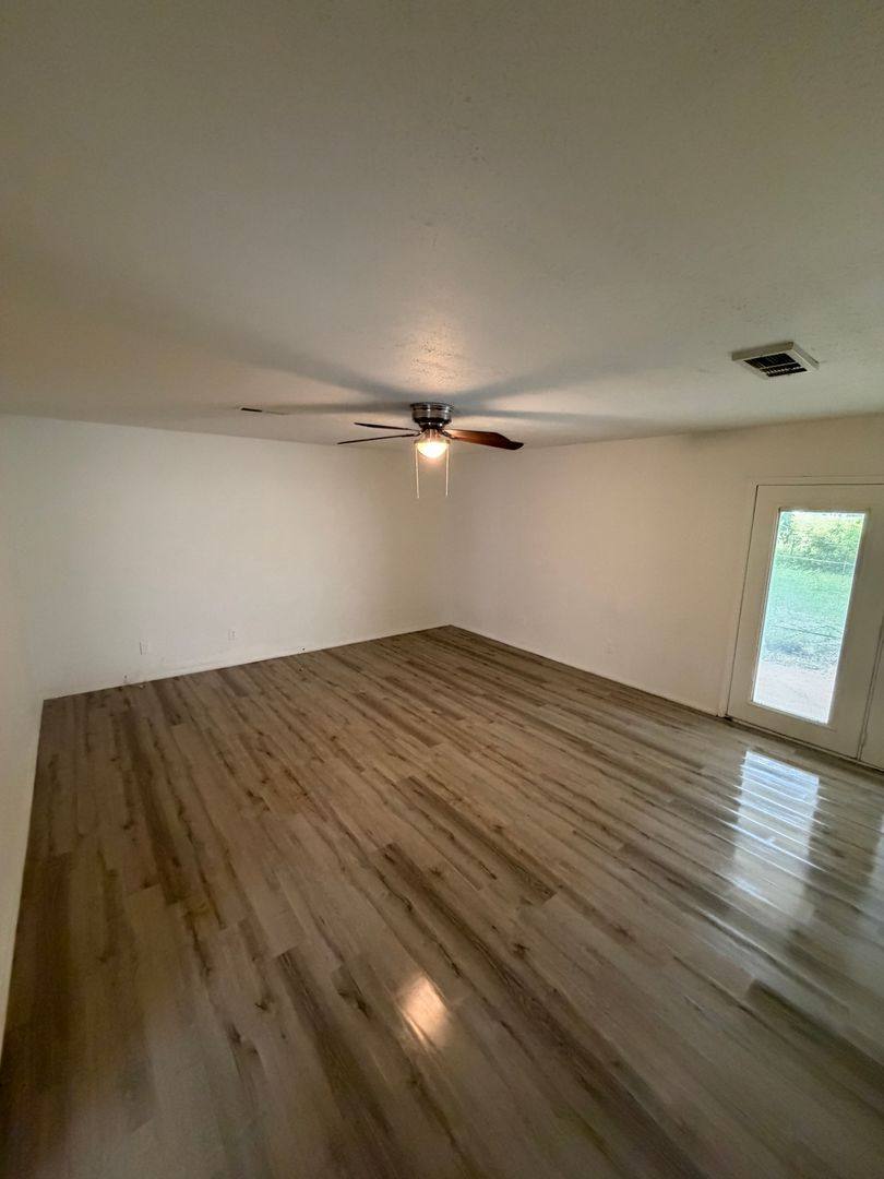 House for rent at 3241 Buckner St, Springfield, IL 62703
