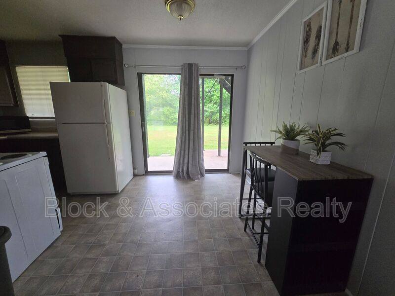 Apartment for rent at 3501 Glendale Rd #B, High Point, NC 27263