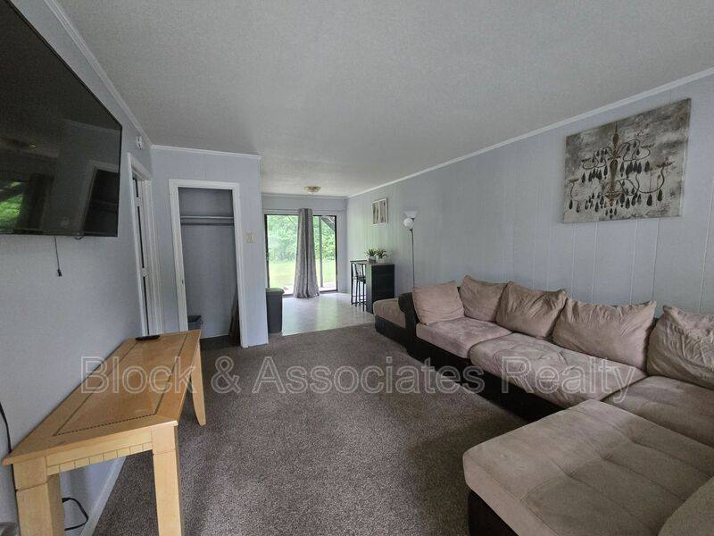 Apartment for rent at 3501 Glendale Rd #B, High Point, NC 27263