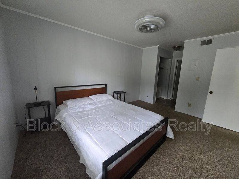 Apartment for rent at 3501 Glendale Rd #B, High Point, NC 27263