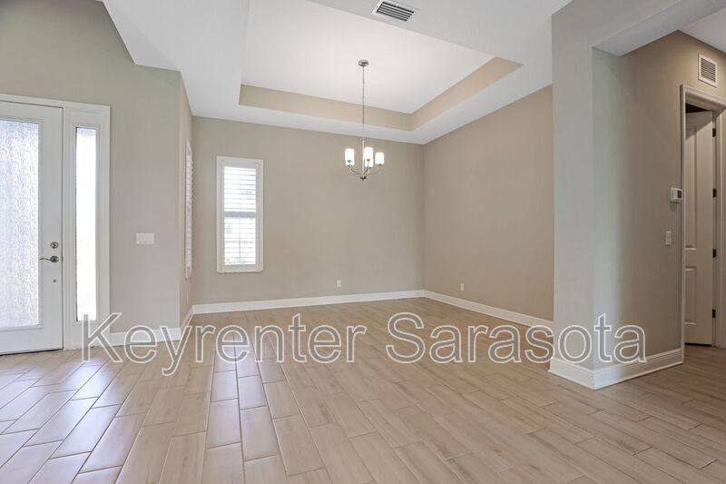 House for rent at 6133 Lungo Lago Dr, Sarasota, FL 34241