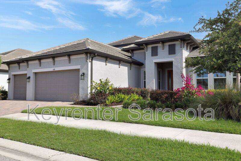 House for rent at 6133 Lungo Lago Dr, Sarasota, FL 34241