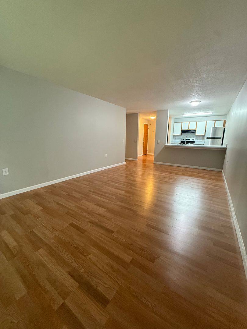 Apartment for rent at 10 Grand St, New Britain, CT 06053