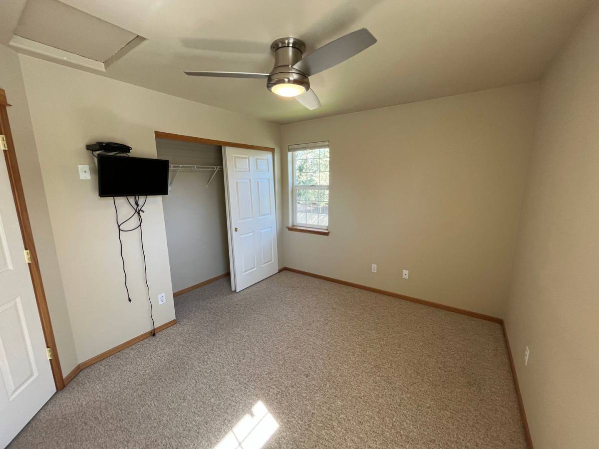 House for rent at 588 SE Roosevelt Ave, Bend, OR 97702