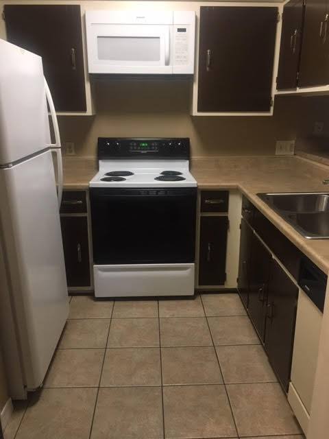 Apartment for rent at 3095 Lamar Ave, Paris, TX 75460