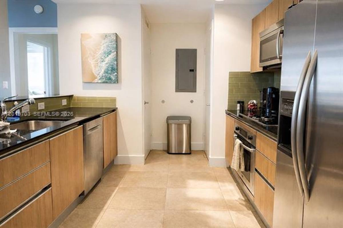 Condo for rent at 1050 Brickell Ave, Miami, FL 33131