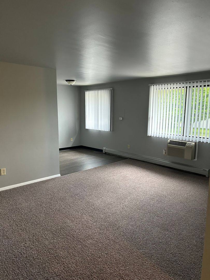 Apartment for rent at 1772 Western Ave, Green Bay, WI 54303