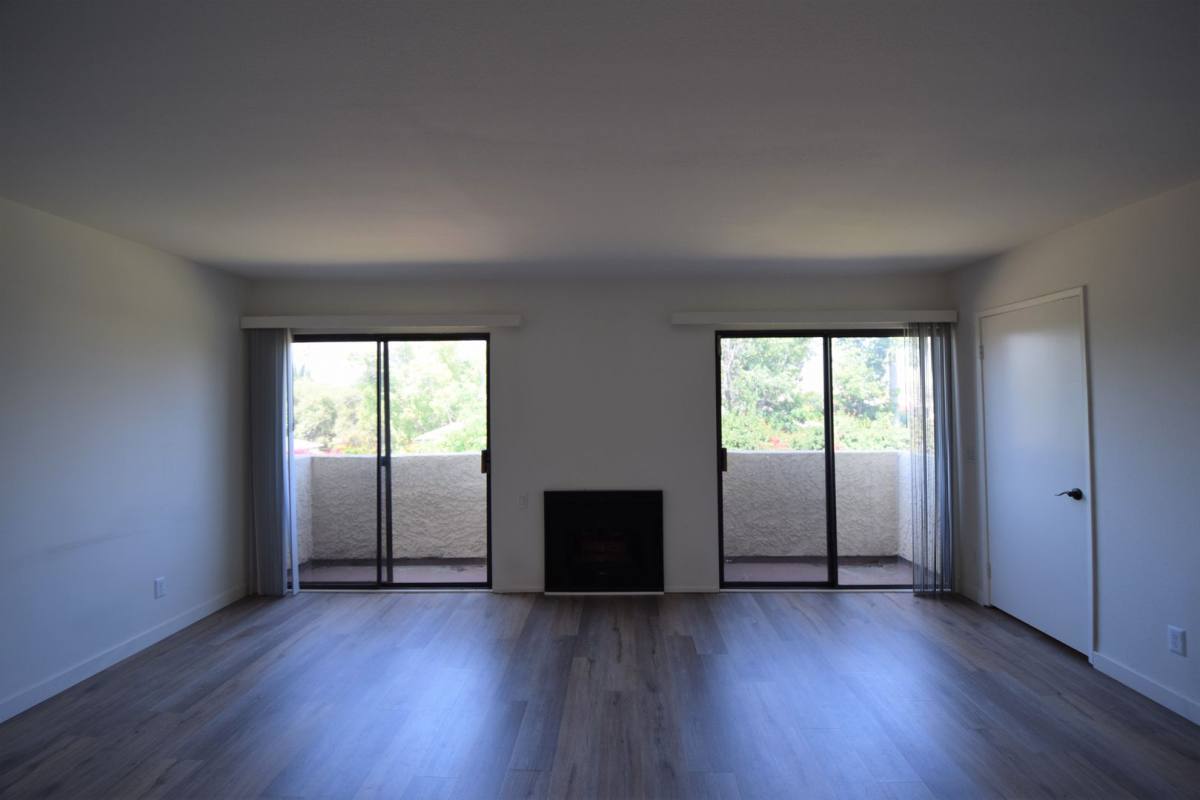 Apartment for rent at 12352 Burbank Blvd, Valley Village, CA 91607