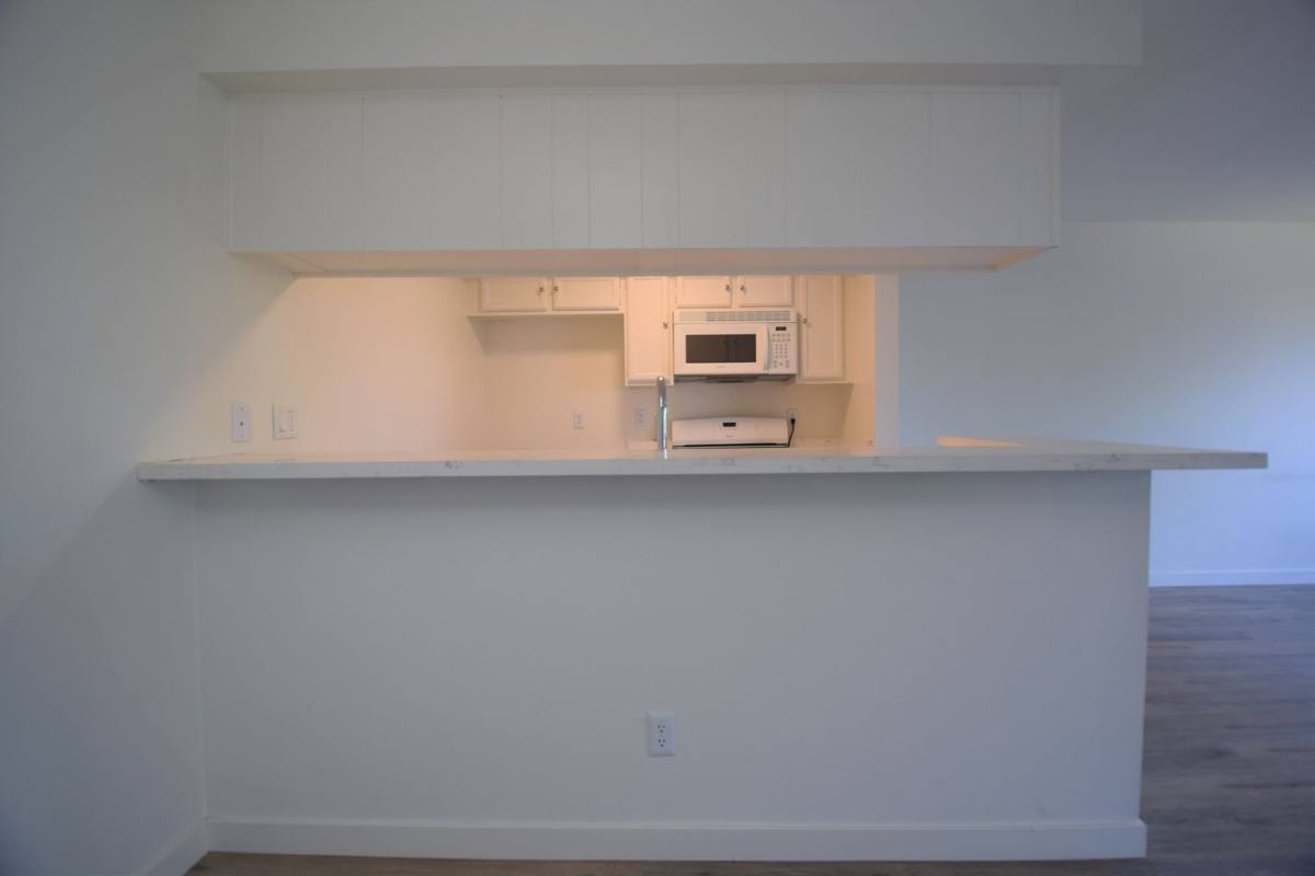 Apartment for rent at 12352 Burbank Blvd, Valley Village, CA 91607