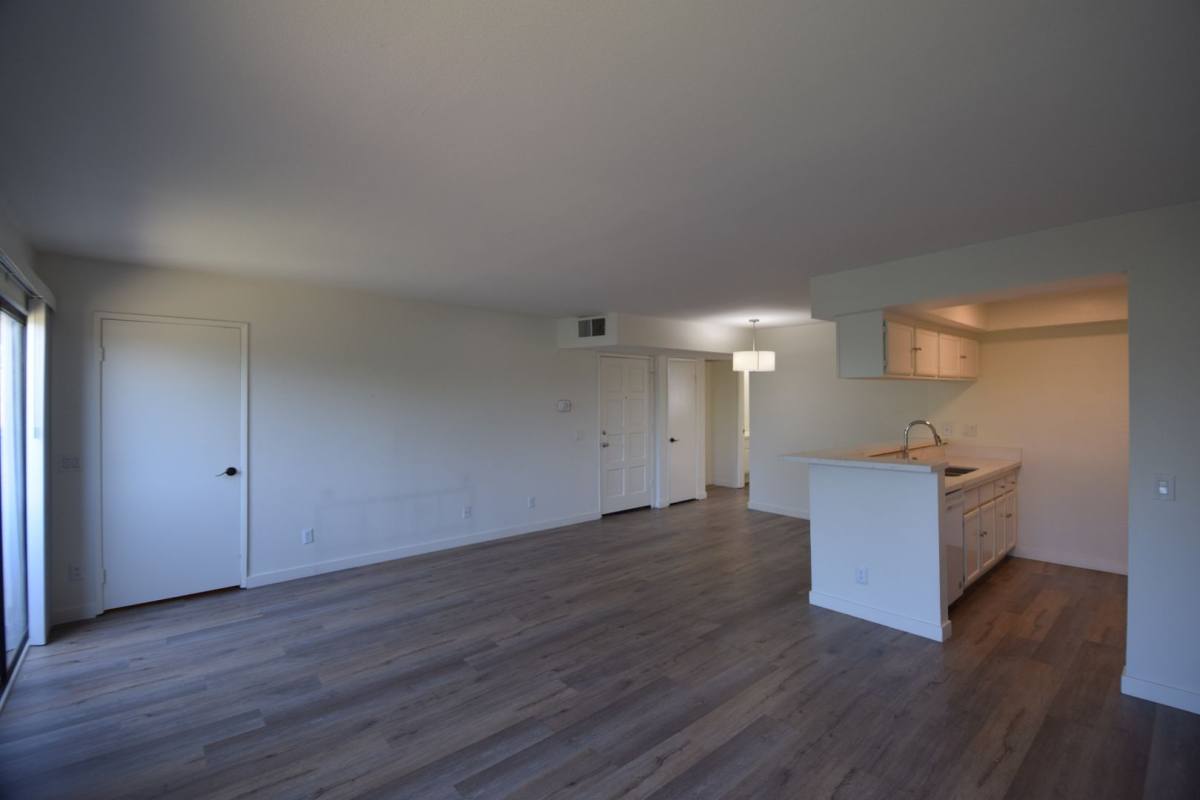 Apartment for rent at 12352 Burbank Blvd, Valley Village, CA 91607