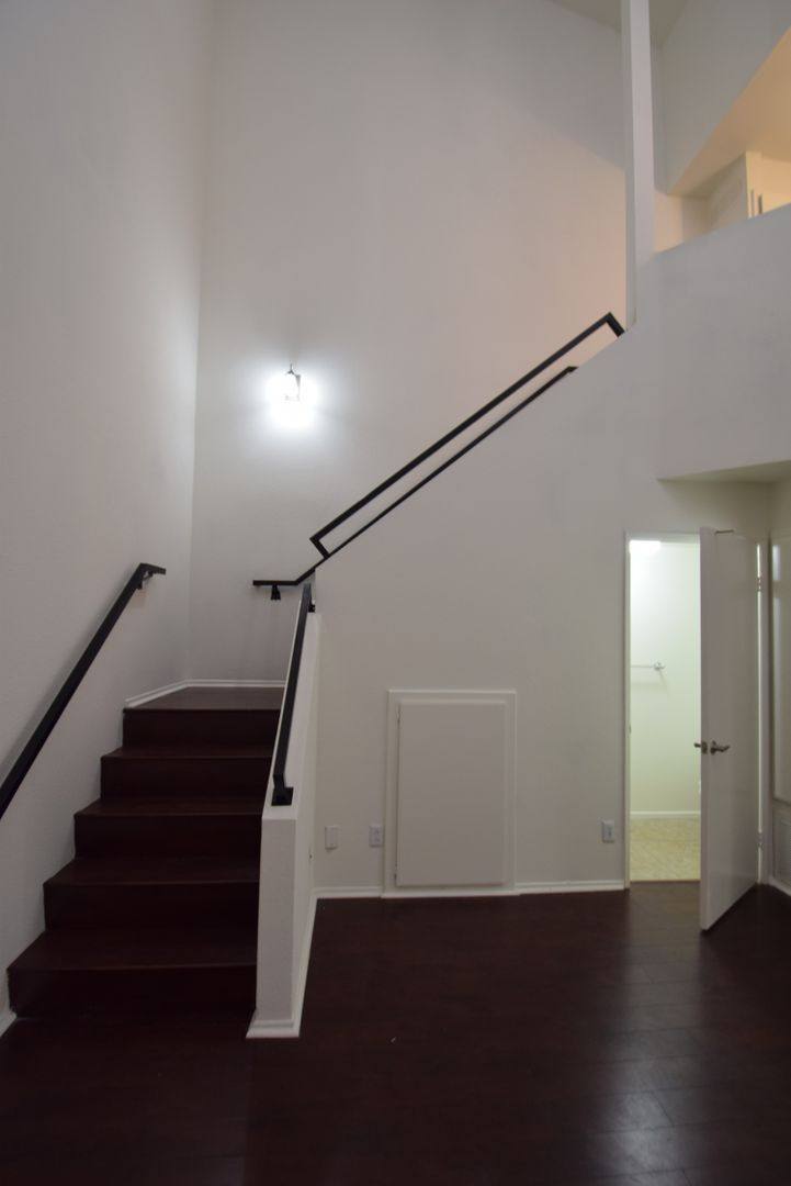 Apartment for rent at 5328 Riverton Ave, North Hollywood, CA 91601