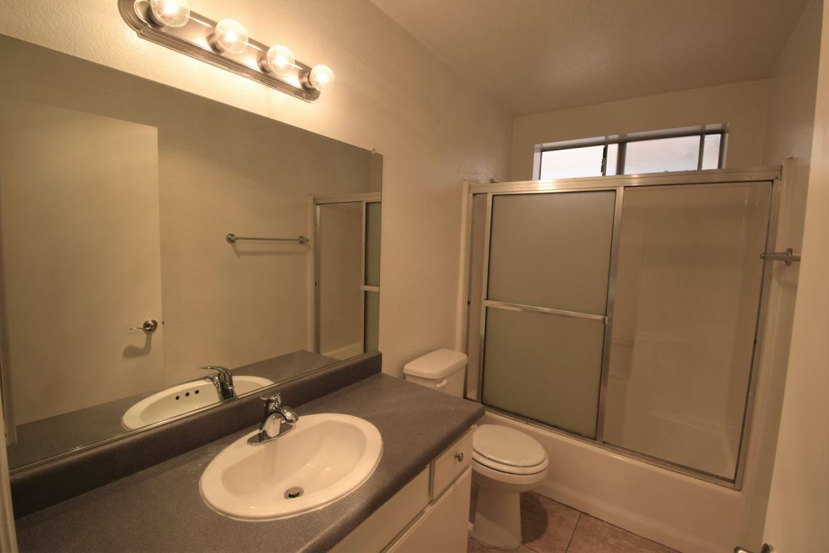 Apartment for rent at 5328 Riverton Ave, North Hollywood, CA 91601