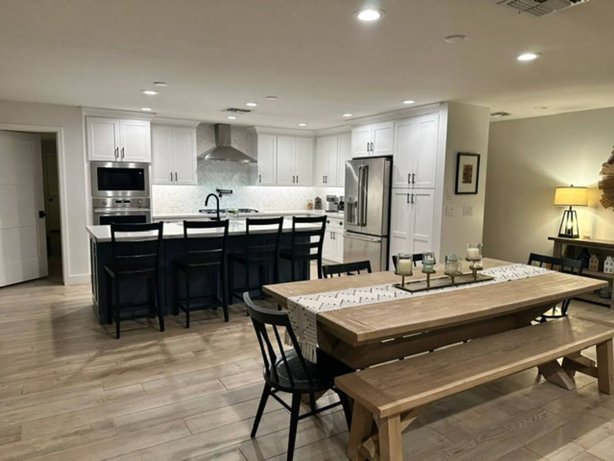 House for rent at 301 E Royal Palm Rd, Phoenix, AZ 85020