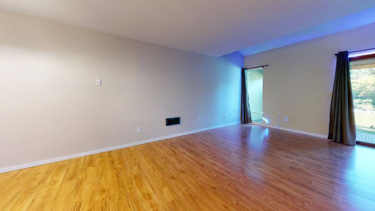 Townhouse for rent at 6448 138th Ave NE, Redmond, WA 98052