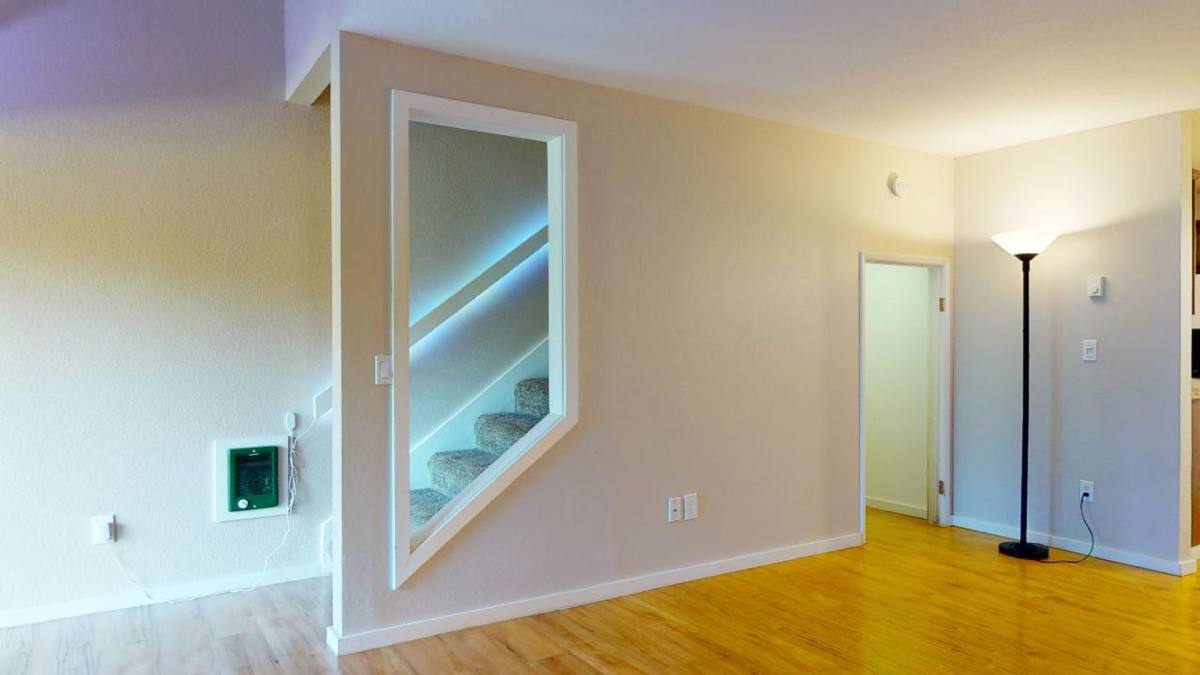 Townhouse for rent at 6448 138th Ave NE, Redmond, WA 98052