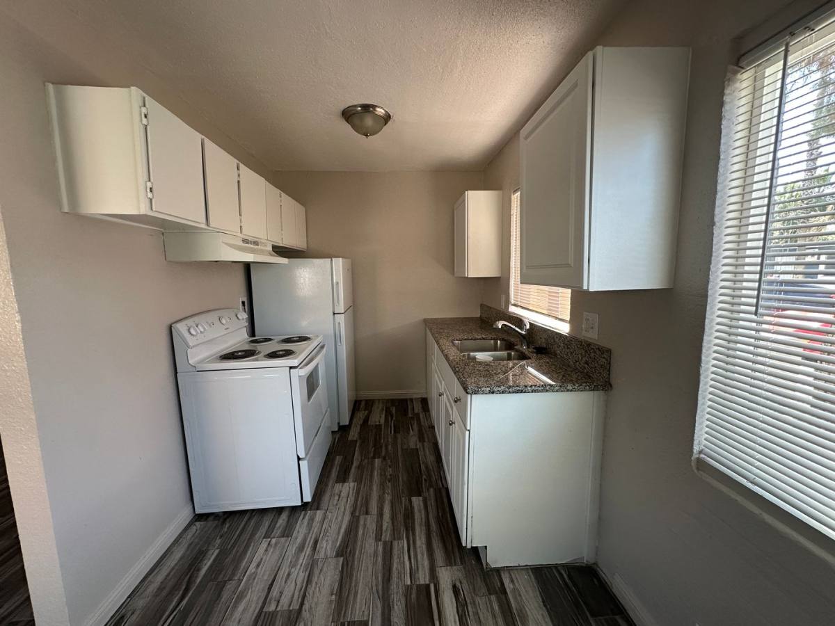 Apartment for rent at 2105 Sunrise Ave, Las Vegas, NV 89101