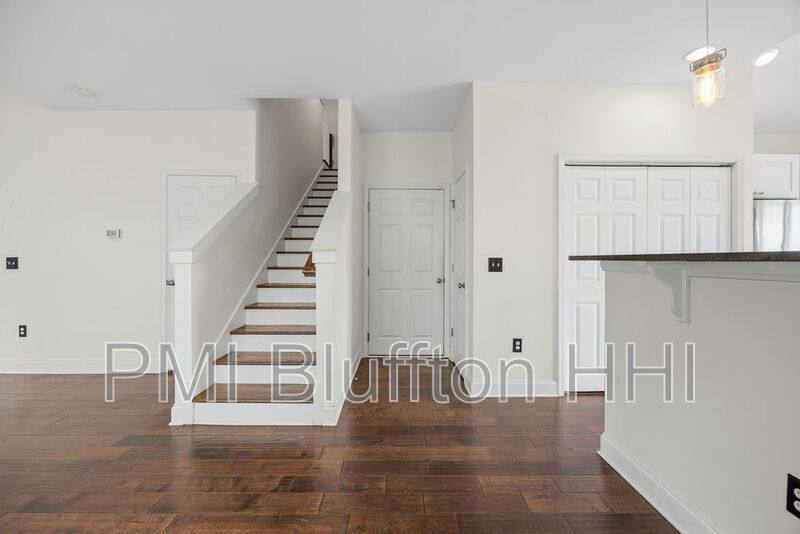 Townhouse for rent at 355 Dante Circle, Beaufort, SC 29906