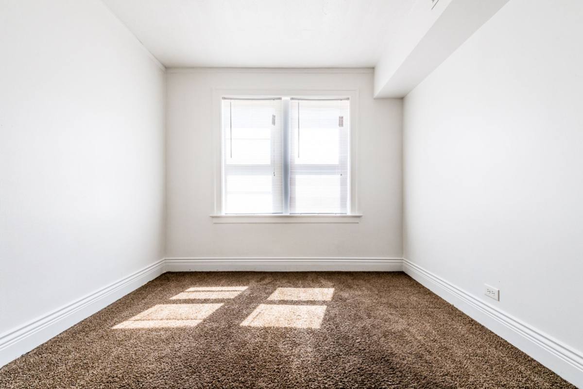 Apartment for rent at 11250-56 S Indiana Ave, Chicago, IL 60628