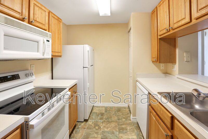 Condo for rent at 5500 Bentgrass Dr #304, Sarasota, FL 34235