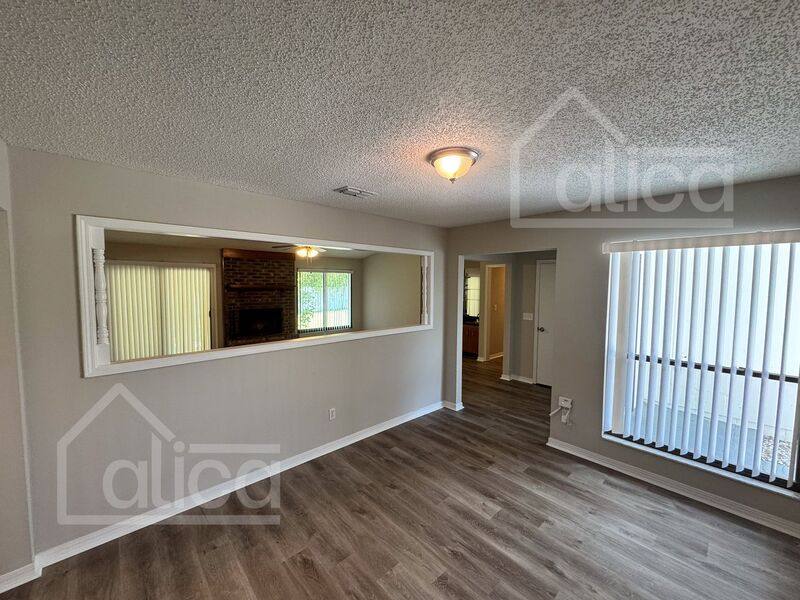 House for rent at 1959 Sussex Dr N, Orange Park, FL 32073