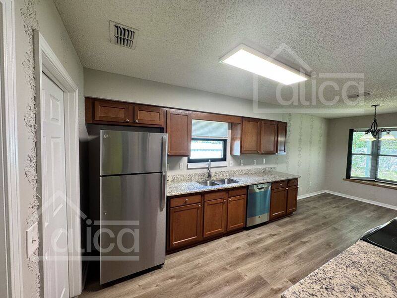 House for rent at 1959 Sussex Dr N, Orange Park, FL 32073