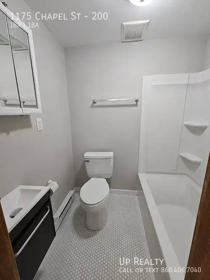 Apartment for rent at 1175 Chapel St, New Haven, CT 06511