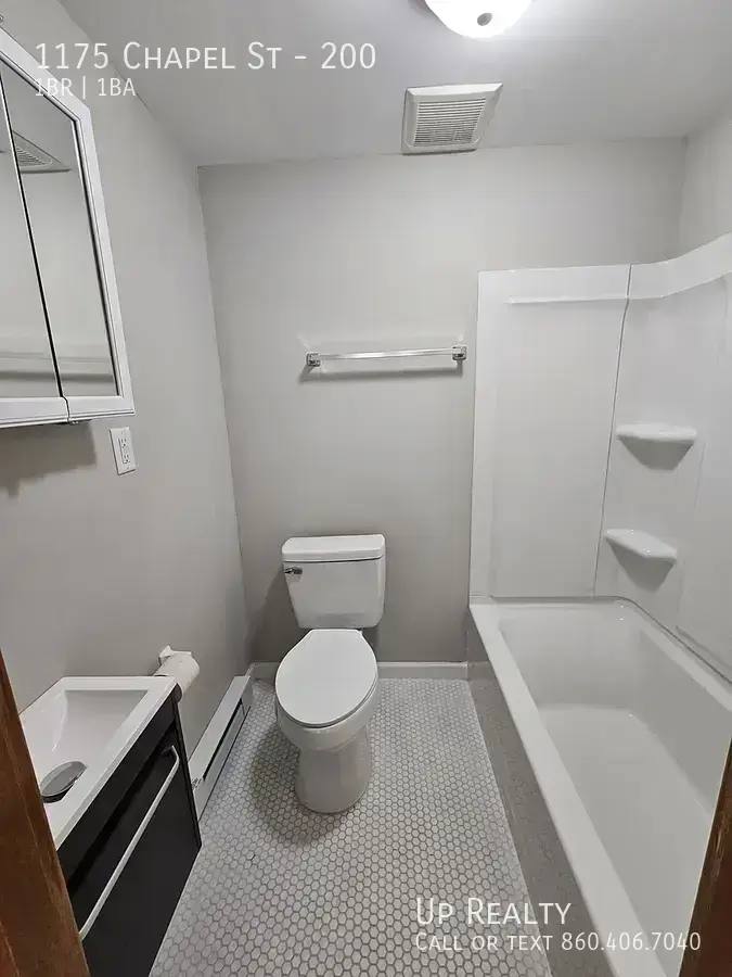 Apartment for rent at 1175 Chapel St, New Haven, CT 06511