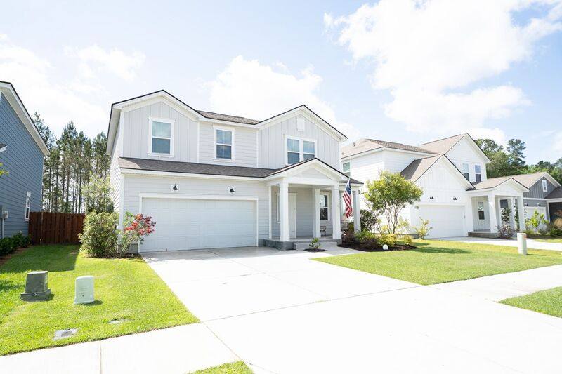 House for rent at 920 Longleaf Dr, Richmond Hill, GA 31324