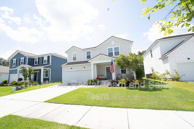 House for rent at 920 Longleaf Dr, Richmond Hill, GA 31324