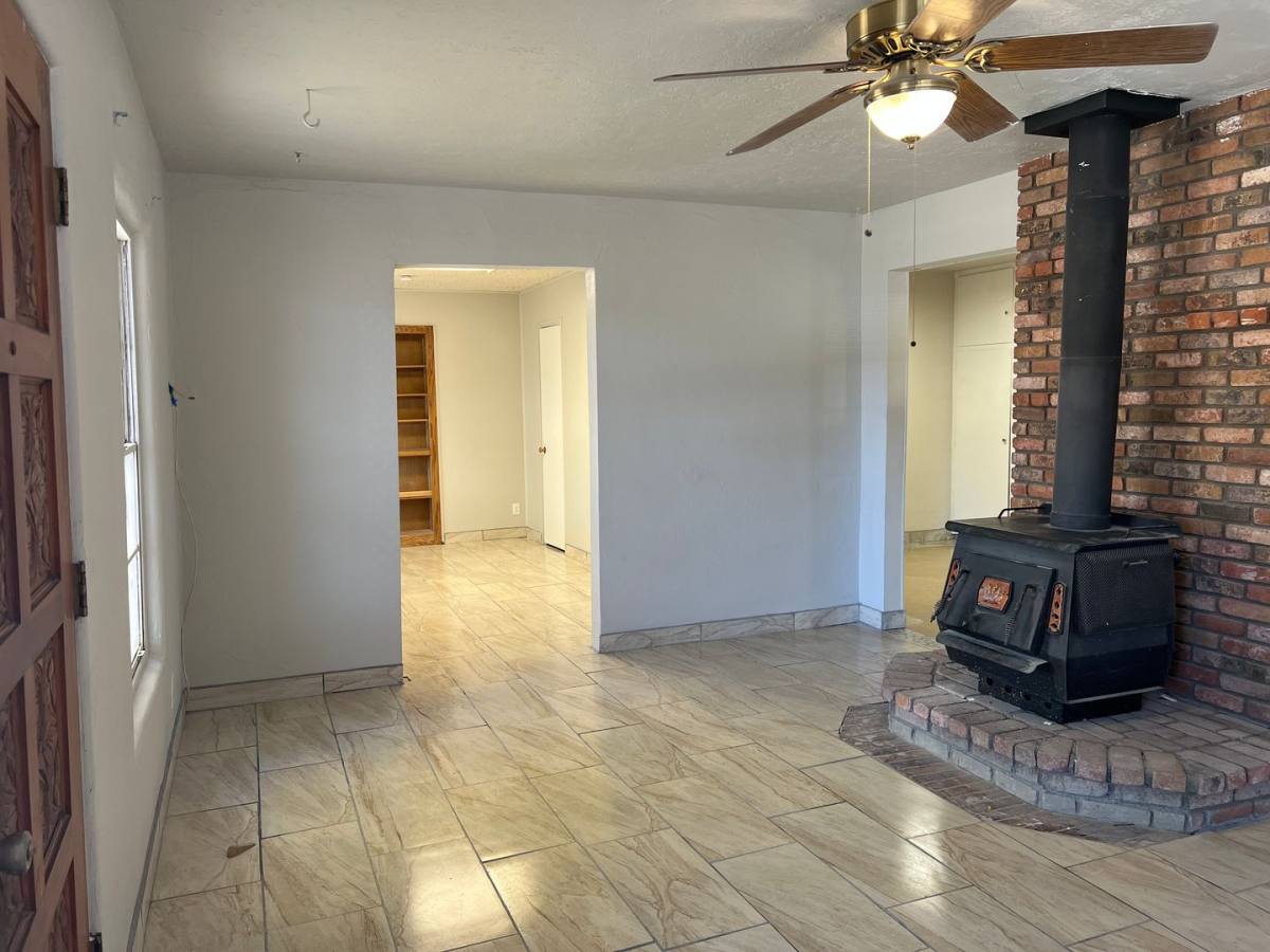Apartment for rent at 406 408 N, Holbrook, AZ 86025