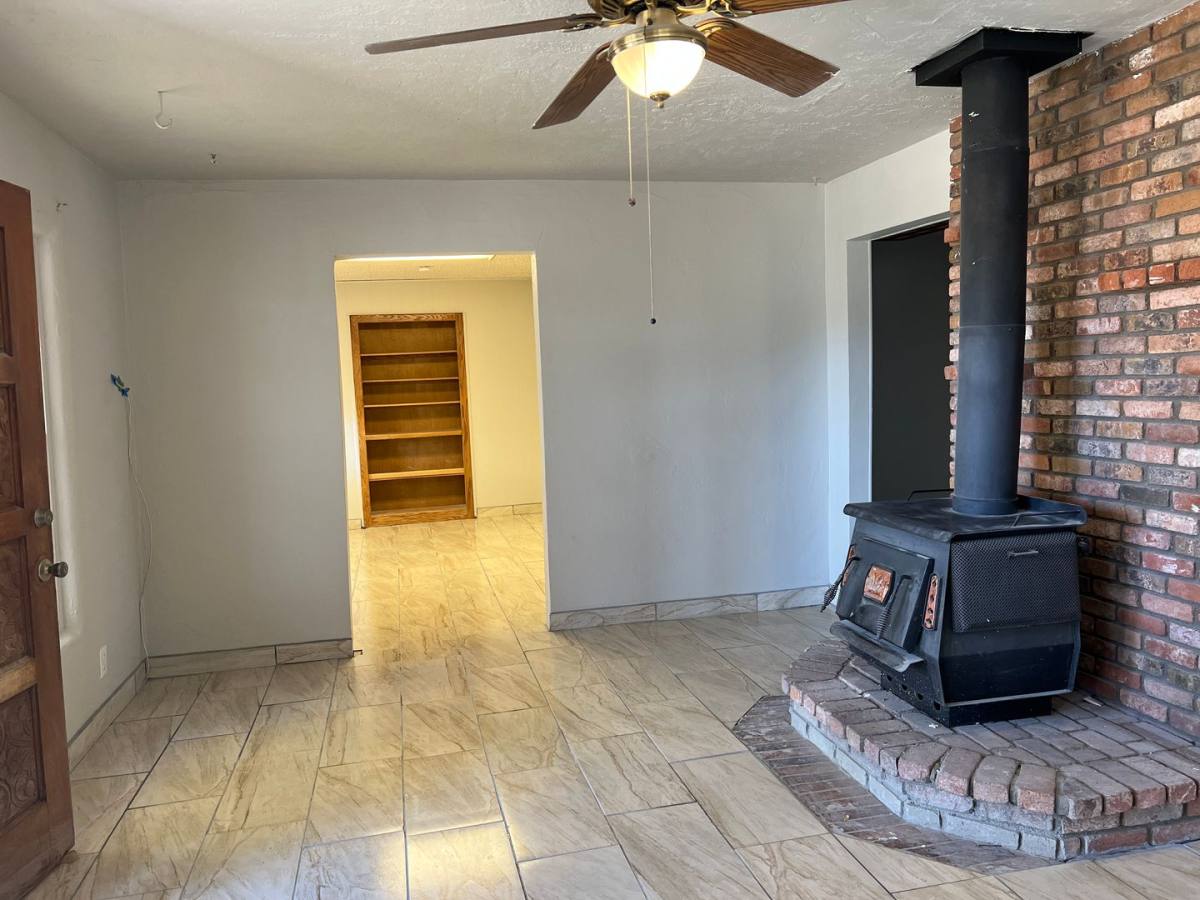 Apartment for rent at 406 408 N, Holbrook, AZ 86025