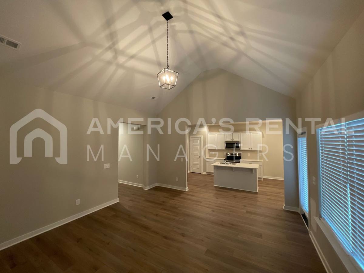 House for rent at 2158 Ellsworth Lp Rd, Cullman, AL 35055