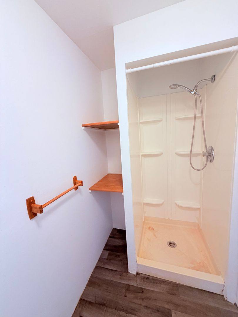 Apartment for rent at 424 SE 1st Ave, Aberdeen, SD 57401