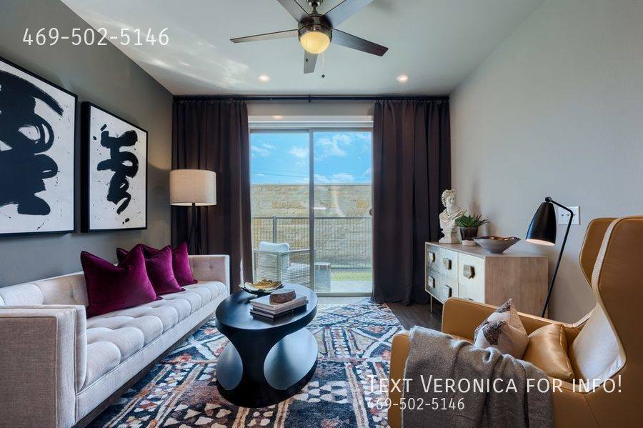Apartment for rent at 1025 Preston Rd, Plano, TX 75093