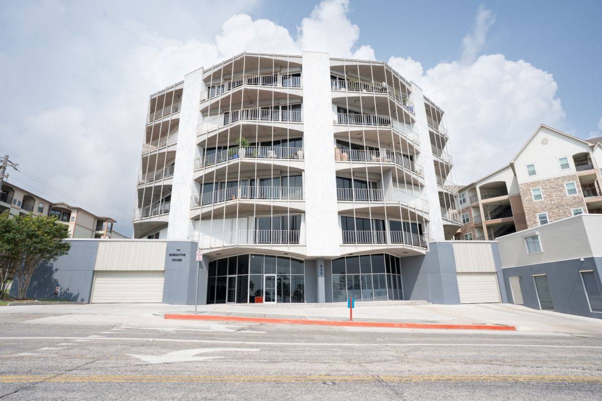 Condo for rent at 823 S Water St #5F, Corpus Christi, TX 78401
