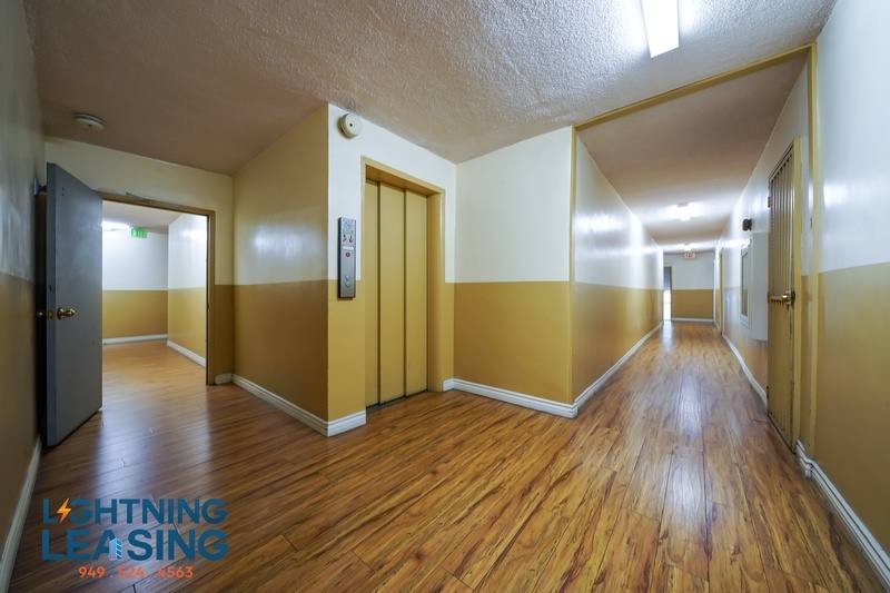 Apartment for rent at 700 S Irolo St #10, Los Angeles, CA 90005
