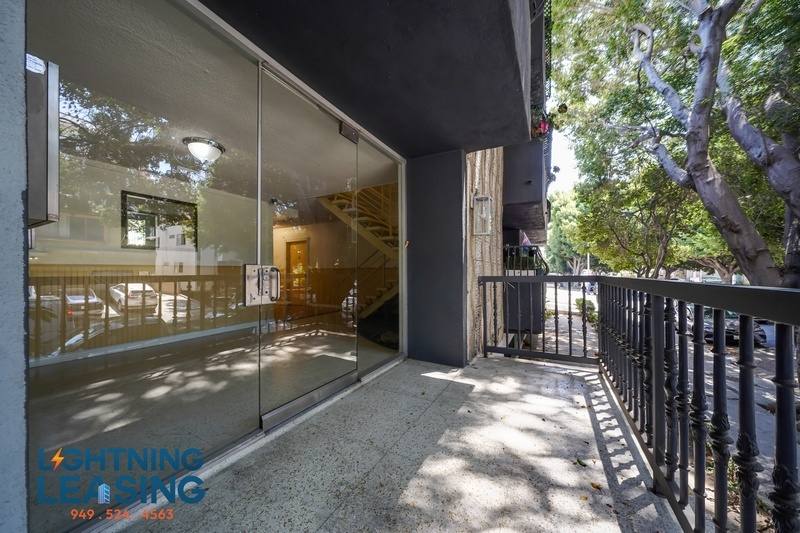 Apartment for rent at 700 S Irolo St #10, Los Angeles, CA 90005