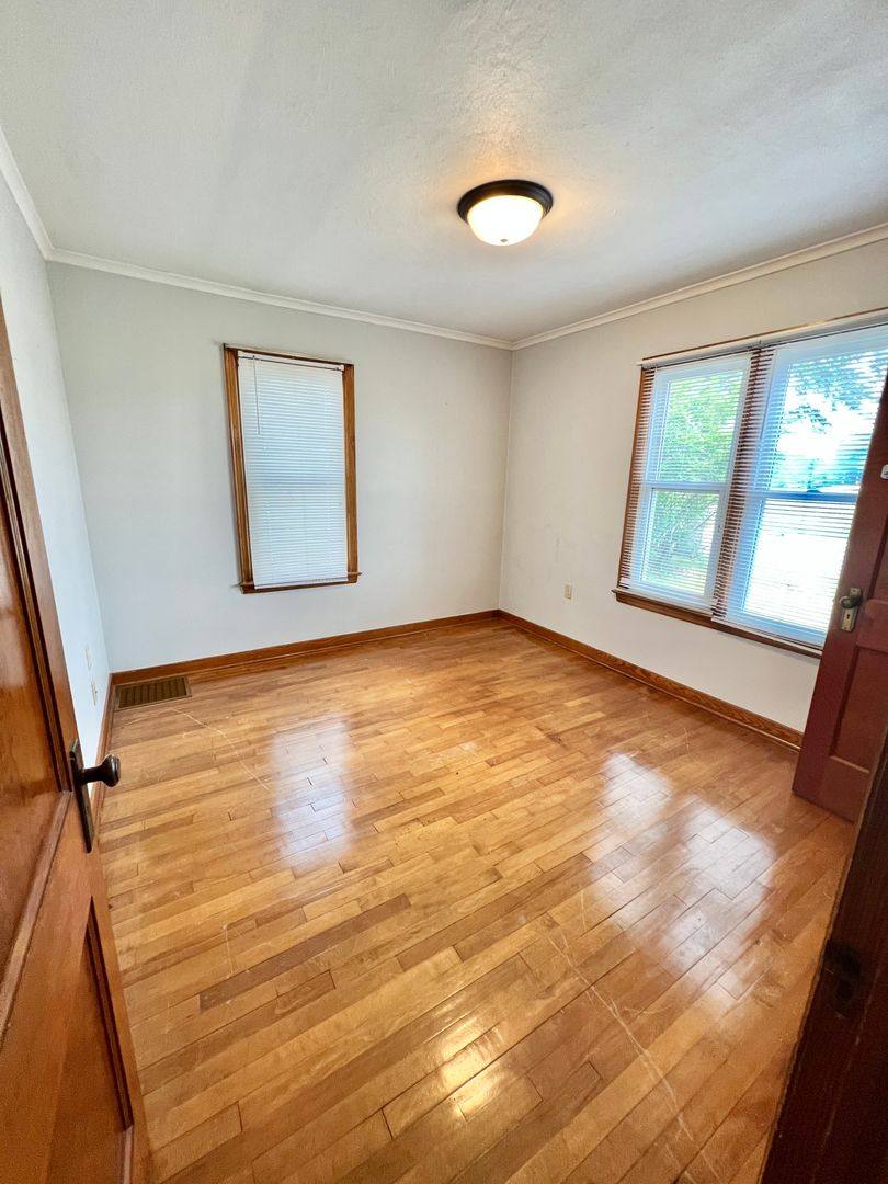 House for rent at 73 Robert St, Clintonville, WI 54929