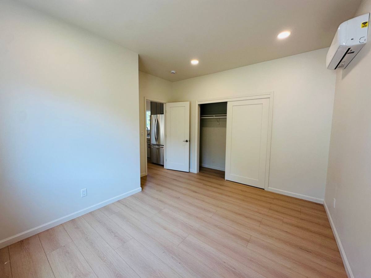 Apartment for rent at 1362 E 27th St, Oakland, CA 94606