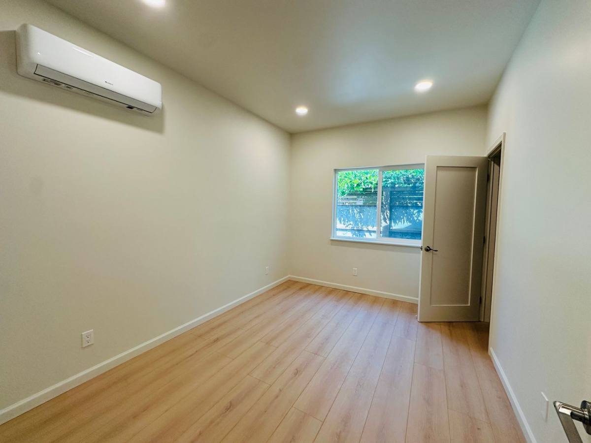 Apartment for rent at 1362 E 27th St, Oakland, CA 94606