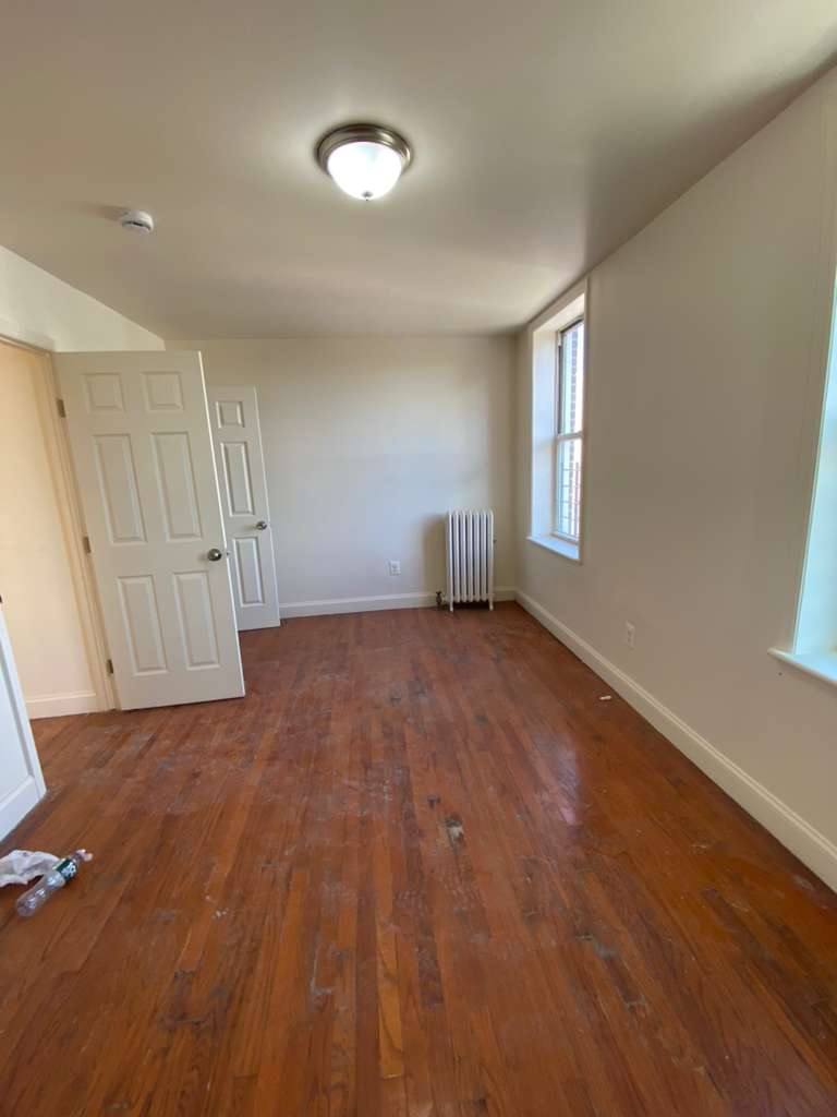 Apartment for rent at 40 Caryl Ave, Yonkers, NY 10705