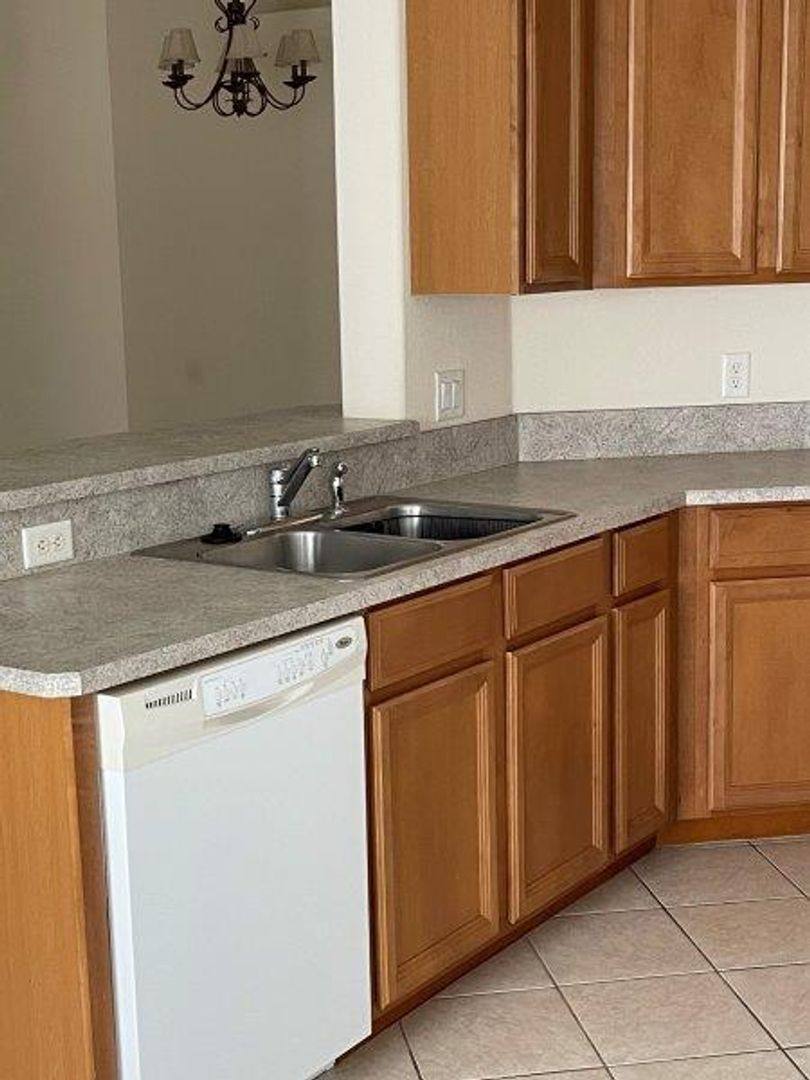 House for rent at 2362 Glasbern Circle, Melbourne, FL 32904