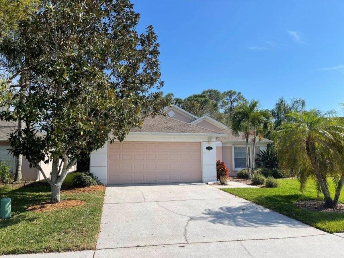 House for rent at 2362 Glasbern Circle, Melbourne, FL 32904