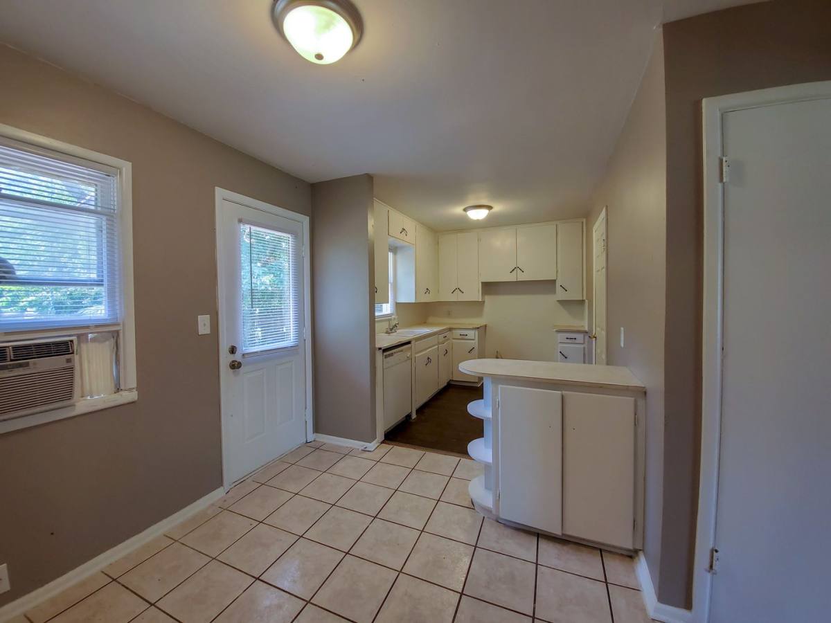 House for rent at 519 E Anna St, Shawnee, OK 74801