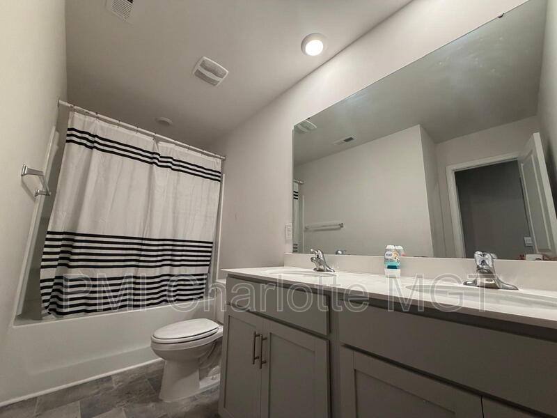 House for rent at 7129 Finnigan Rd, Charlotte, NC 28215
