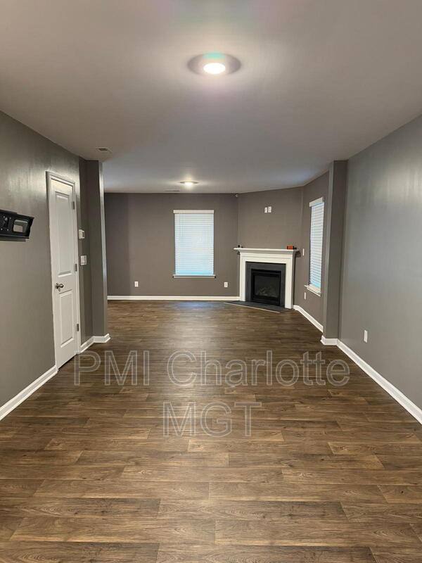 House for rent at 7129 Finnigan Rd, Charlotte, NC 28215