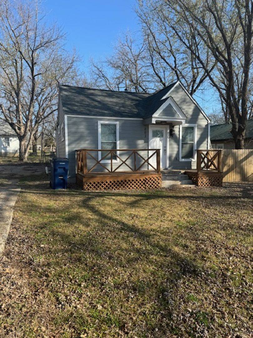 House for rent at 803 W Cherokee St, Cleveland, OK 74020