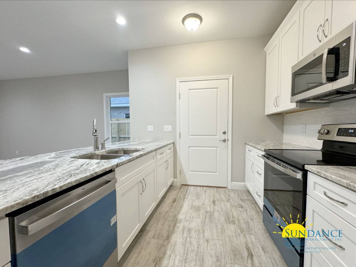 House for rent at 17 Cape Dr, Fort Walton Beach, FL 32548